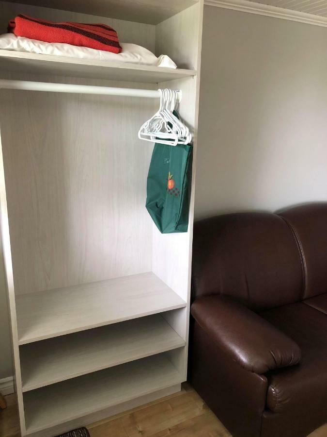 Chalets Glenn แปร์เซ ภายนอก รูปภาพ